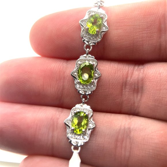 Peridot 3.61ct Platinum Finish Solid 925 Sterling Silver Bracelet - Picture 1 of 6